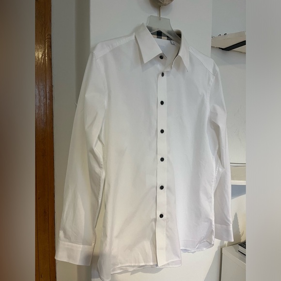 BURBERRY White Collar Button Up Shirt - Picture 1 of 3